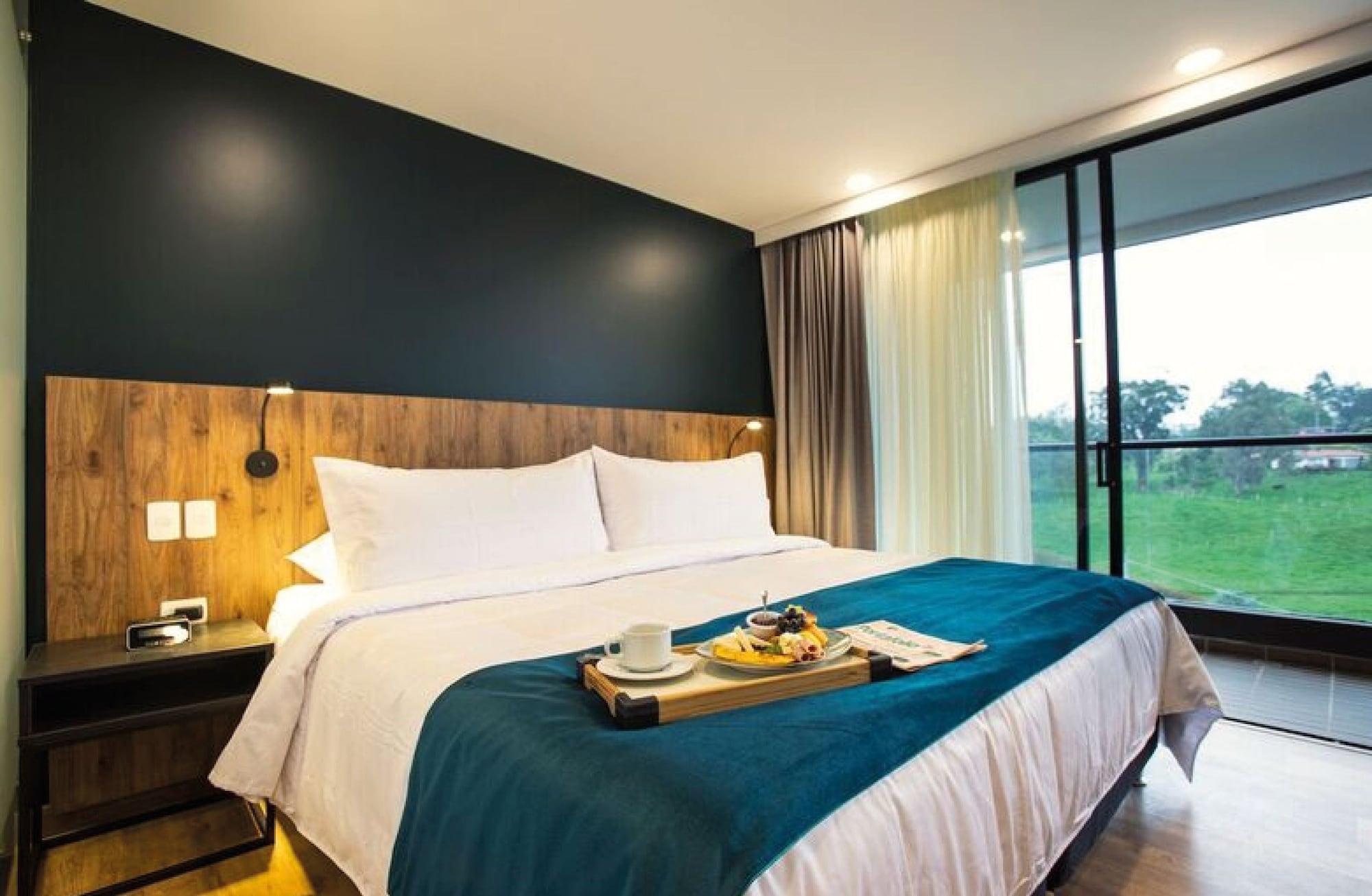 Hotel Lagoon Rionegro Bagian luar foto
