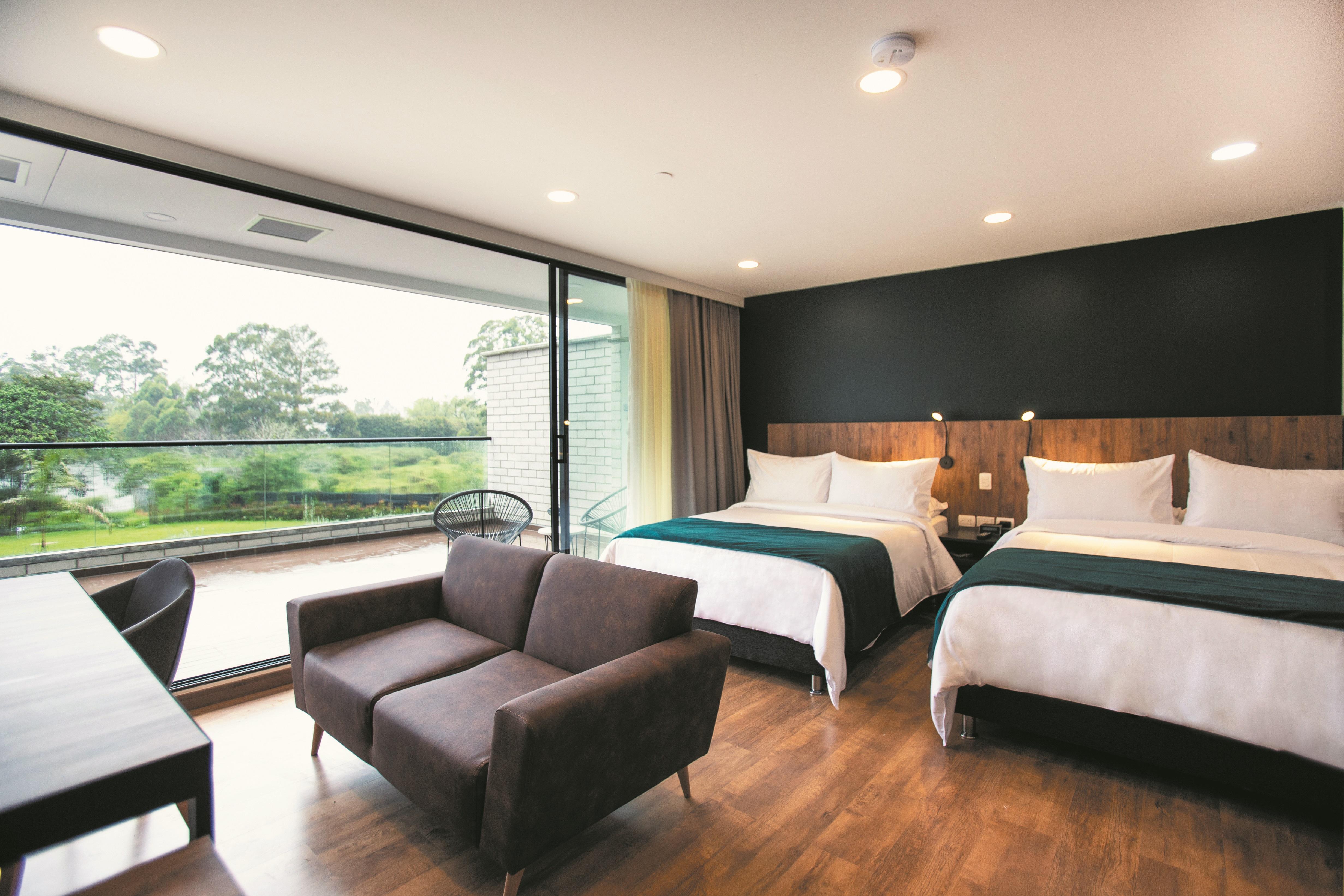 Hotel Lagoon Rionegro Bagian luar foto