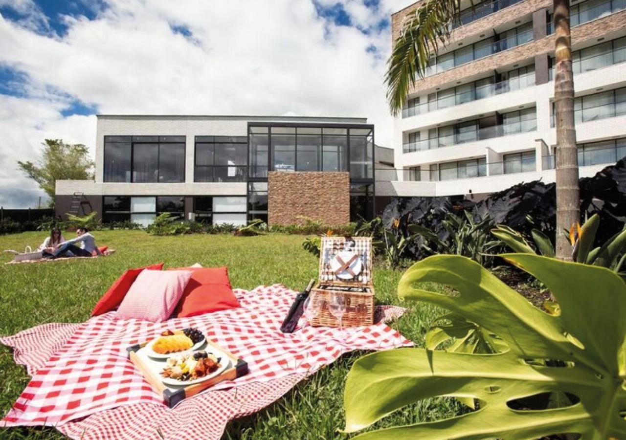 Hotel Lagoon Rionegro Bagian luar foto